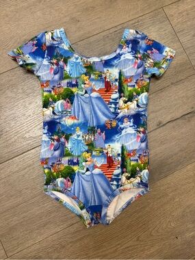 Wild Rich Kids Princess-Print Short Sleeve Bodysuit